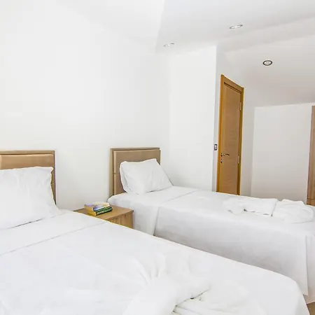 Villa Tala 12 *