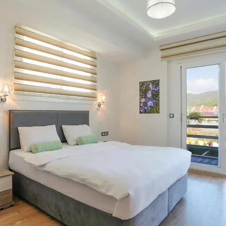 Tala 12 Villa